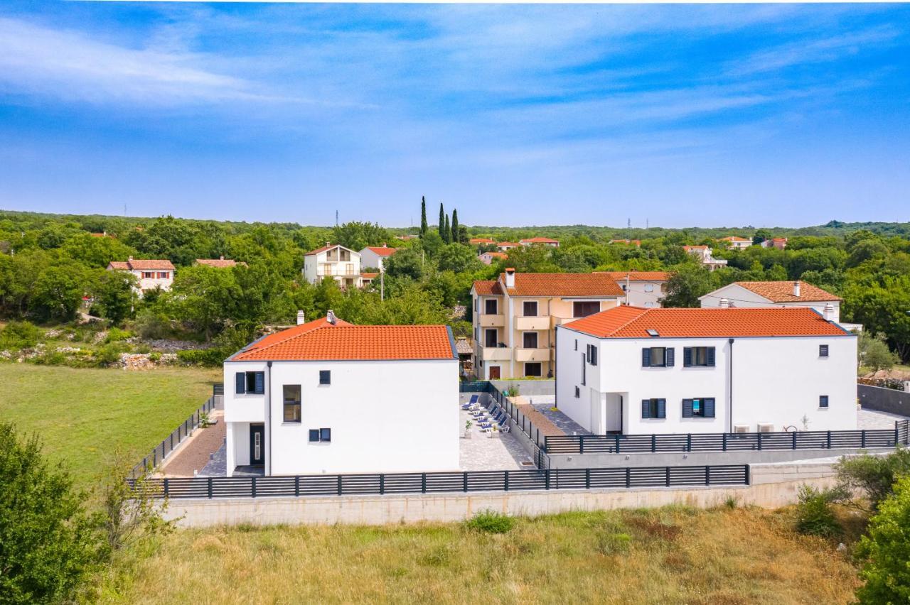 Villa Graefin Malinska Exteriör bild