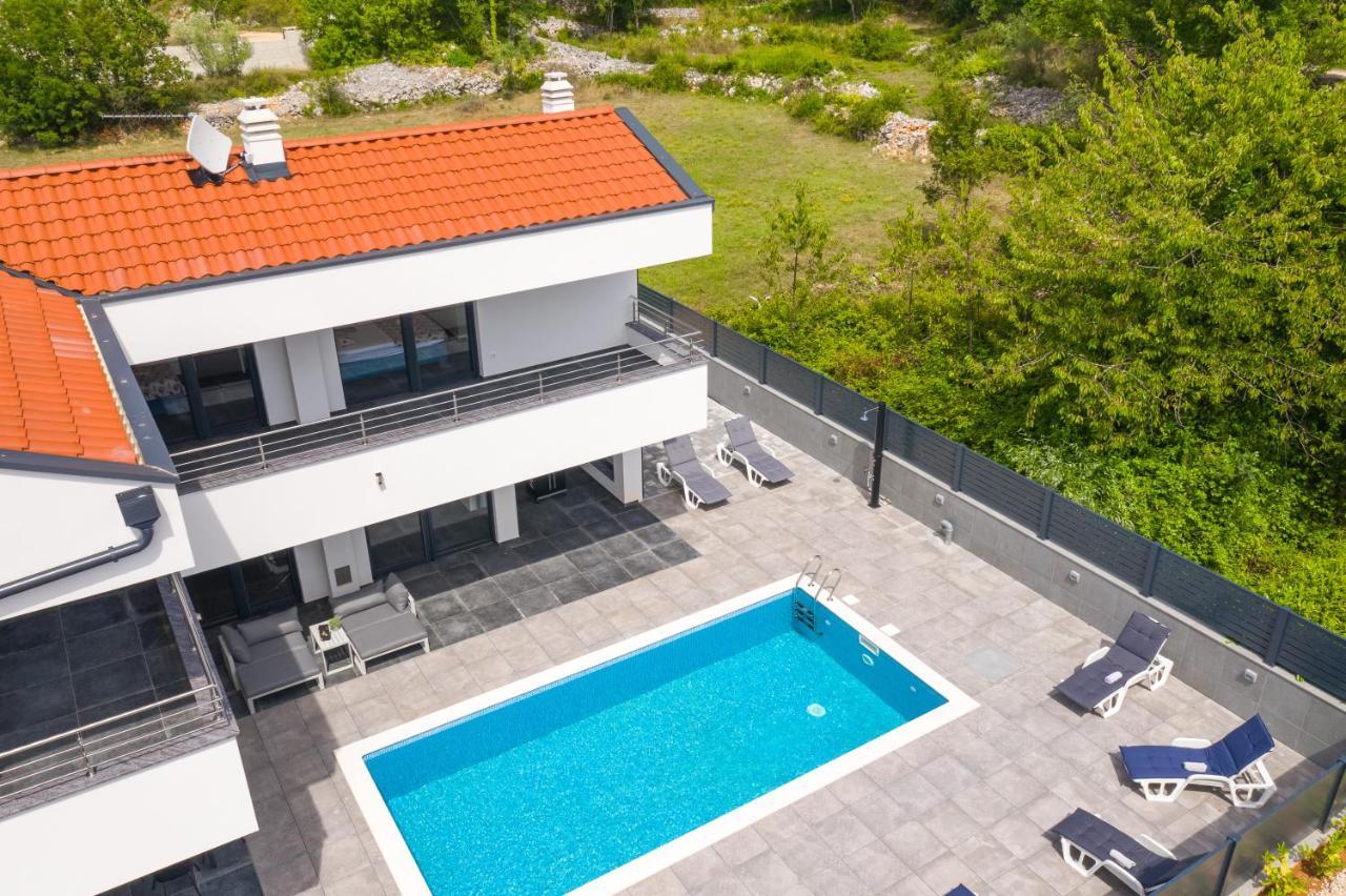 Villa Graefin Malinska Exteriör bild